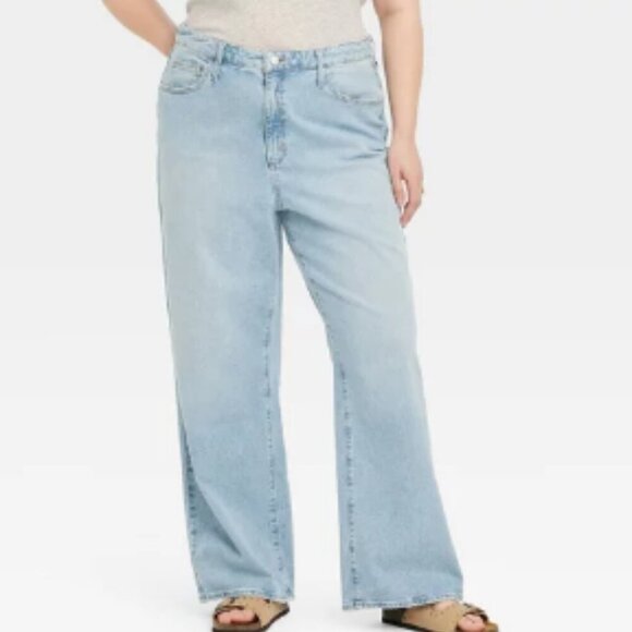 New Women's High Rise Flare Jeans / Size 14 Short - Picture 1 of 7